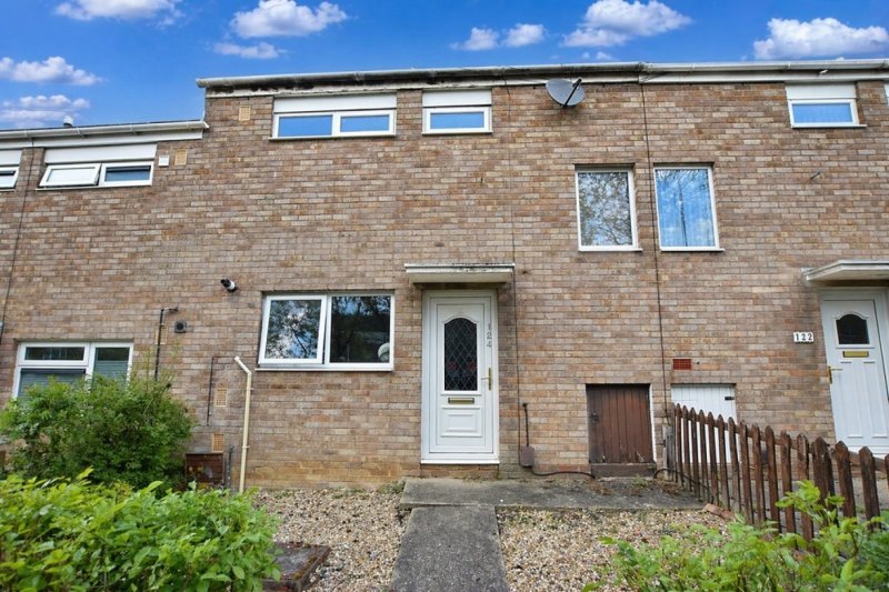 2 bedroom mid terraced house in Norfolk Road