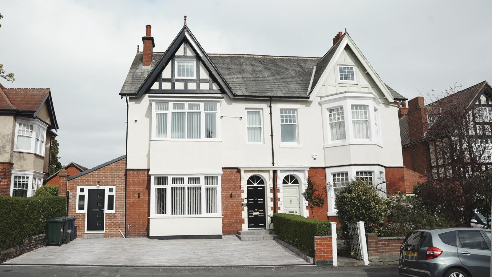 6 bedroom house in Moorside North, Newcastle Upon Tyne