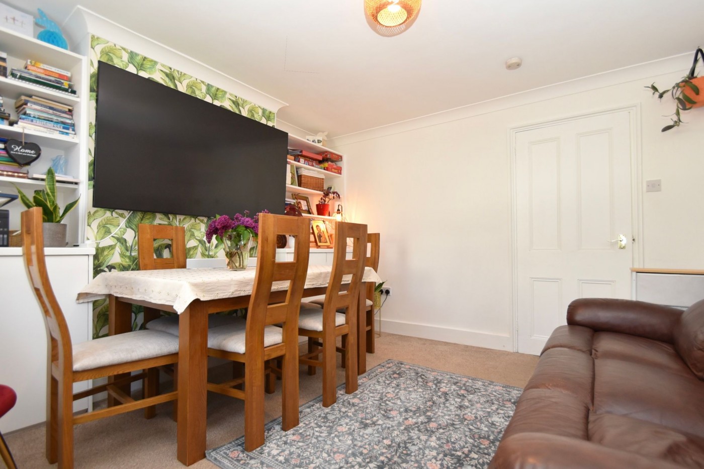 2 bedroom house in Washbank Road, Eynesbury