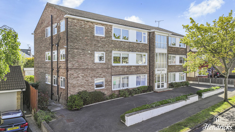 Fernleigh Drive, Leigh-on-sea, SS9 1
