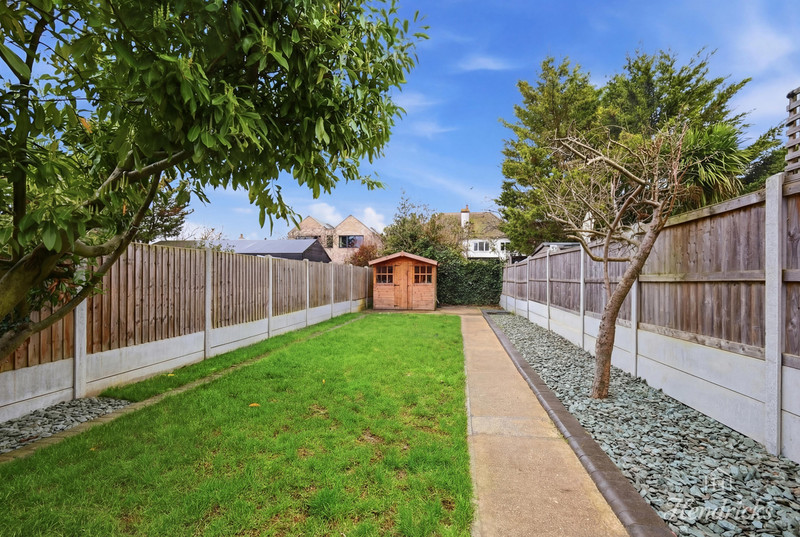 Tankerville Drive, Leigh-on-sea, SS9 3